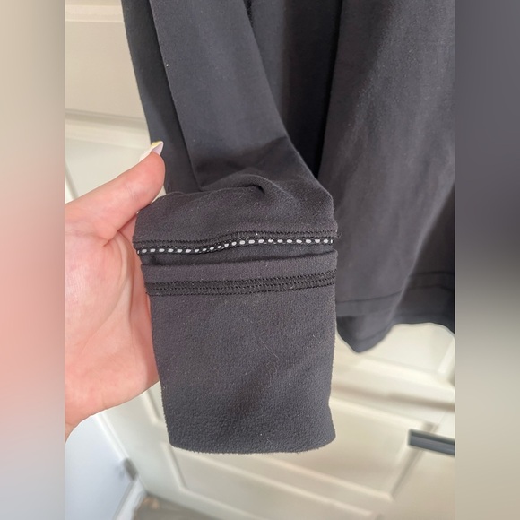 Lululemon Outrun 1/2 Zip - Picture 6 of 9